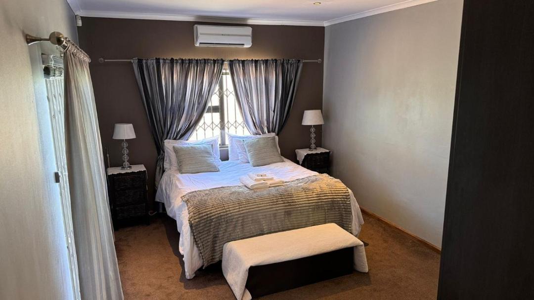 Photo of Bedroom in Trawal