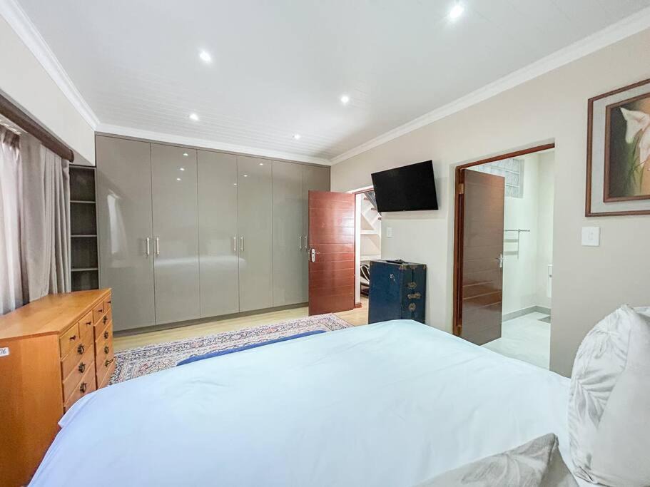 Photo of Bedroom in Bo'Kaap