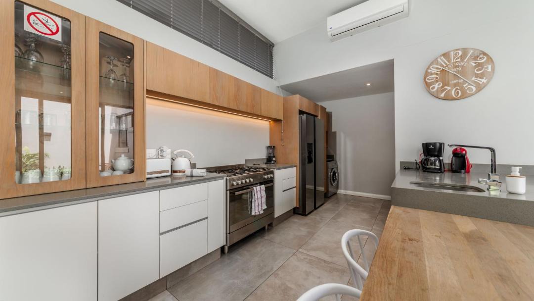 Photo of Kitchen in Shaka's Rock