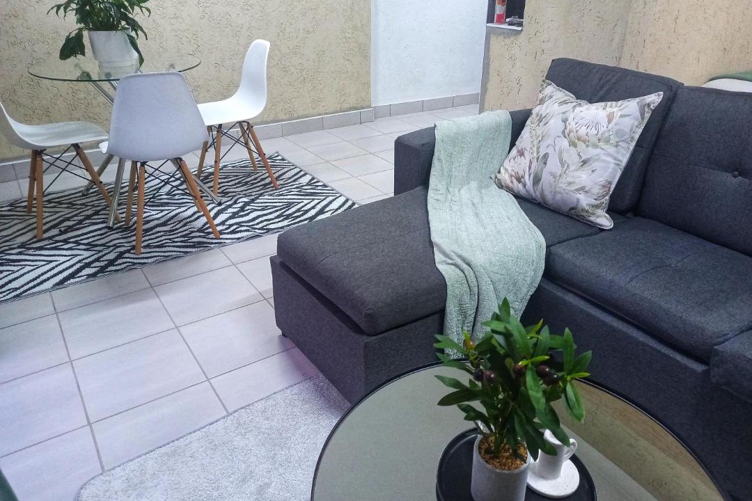 Photo of Livingroom in Beacon Bay