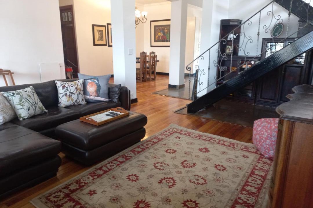 Photo of Livingroom in Greater Johannesburg Metropolitan Area