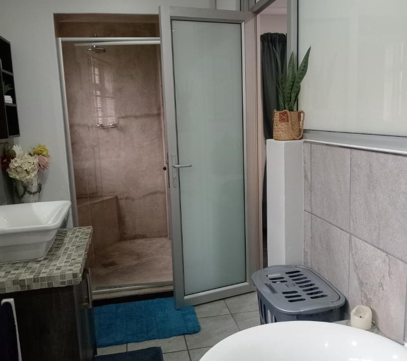 Photo of Bathroom in Primrose