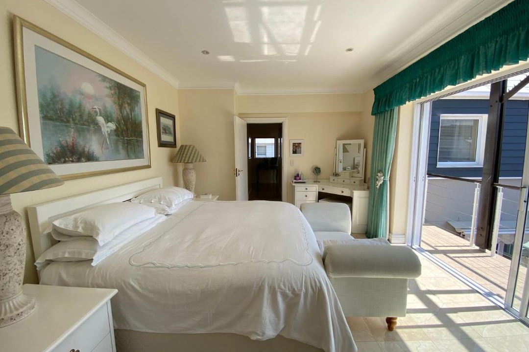 Photo of Bedroom in Waterfront