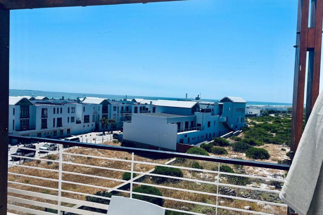 Photo of Patio Balcony in Big Bay