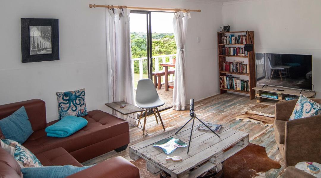 Photo of Livingroom in Kei Mouth