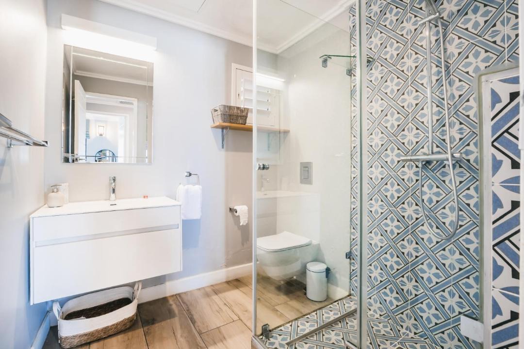 Photo of Bathroom in Shaka's Rock