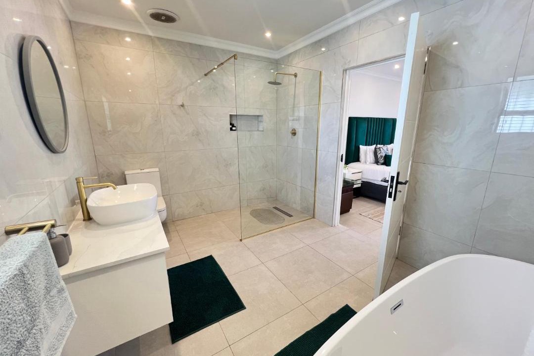 Photo of Bathroom in Bloubergstrand