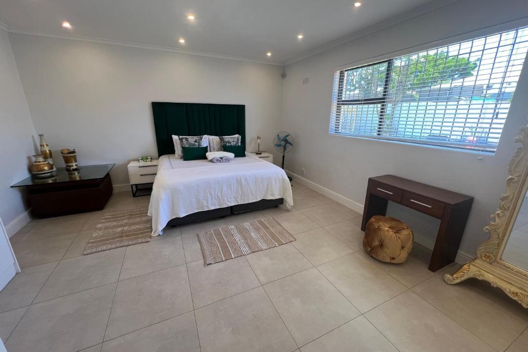 Photo of Bedroom in Bloubergstrand