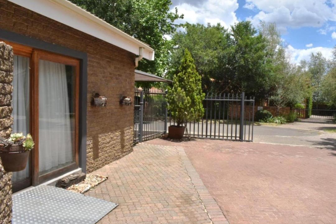 Photo of Others in Clarens