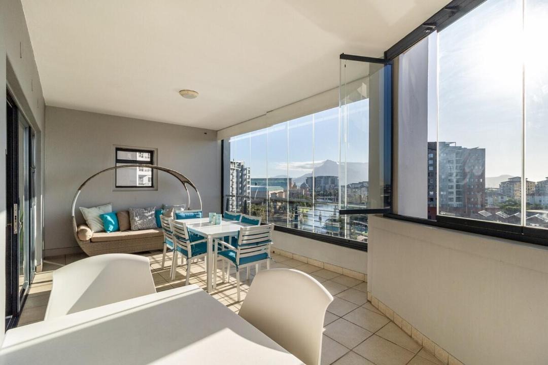 Photo of Patio Balcony in Century City