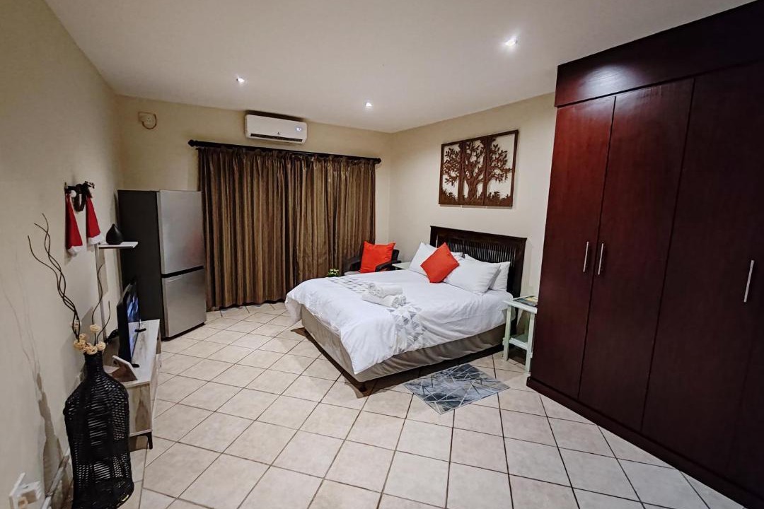 Photo of Bedroom in Port Edward