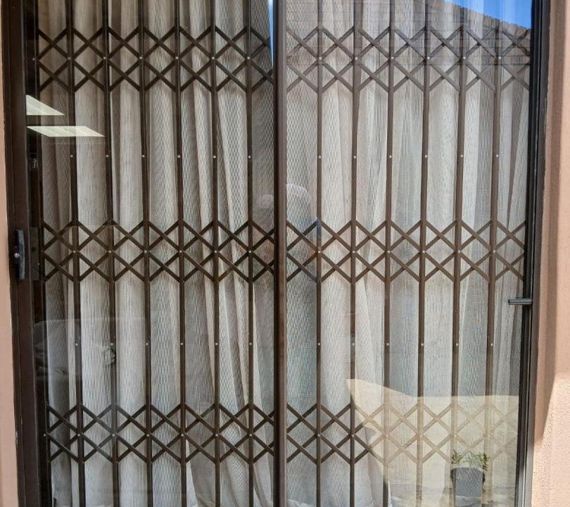 Photo of Patio Balcony in Flora Park