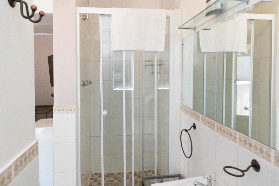 Photo of Bathroom in Springbok