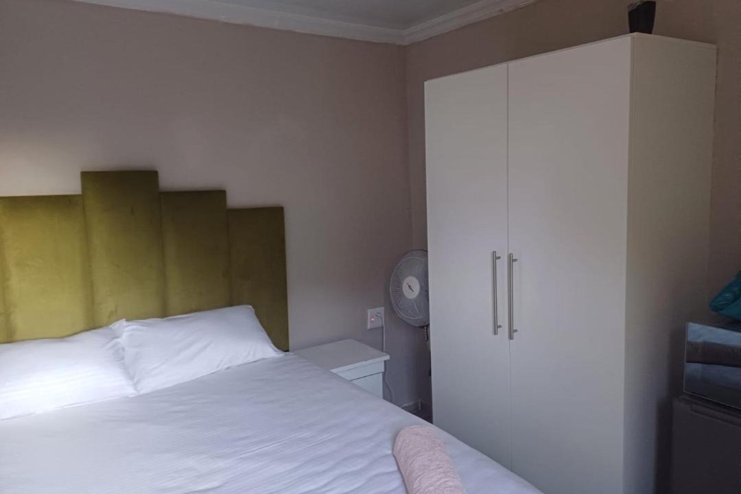 Photo of Bedroom in Three Rivers