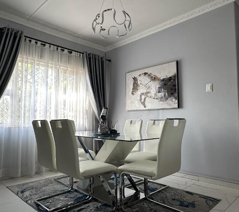 Photo of Livingroom in Berea