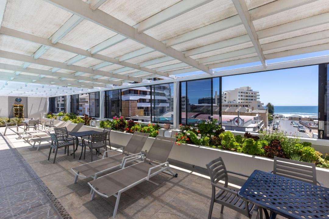 Photo of Patio Balcony in Three Anchor Bay