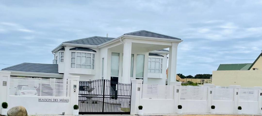 Photo of Buildings in Betty's Bay