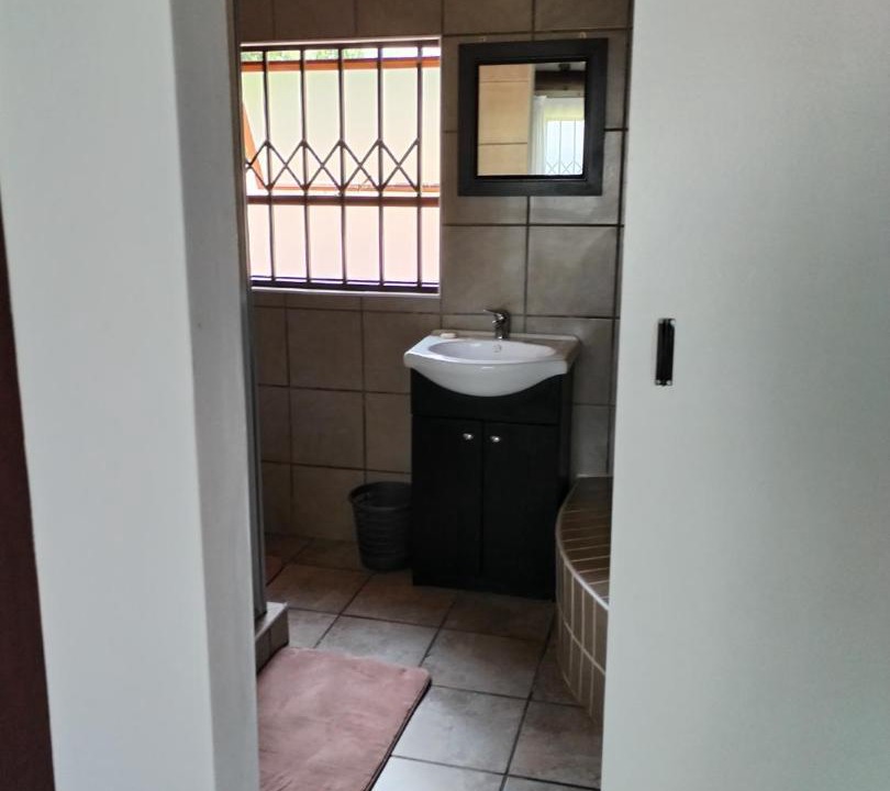 Photo of Bathroom in Balgowan