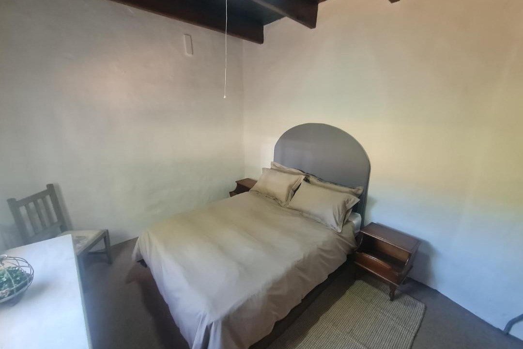 Photo of Bedroom in Uniondale