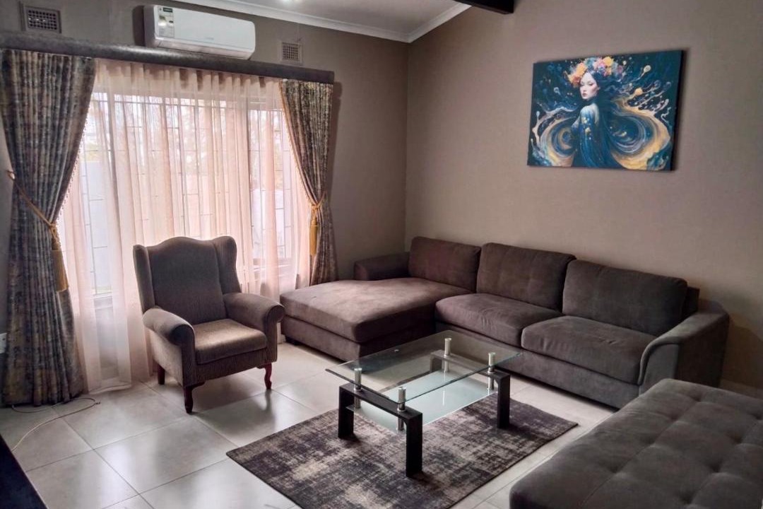 Photo of Livingroom in Berea West