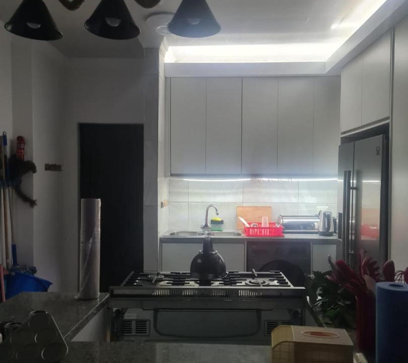 Photo of Kitchen in Tinley Manor