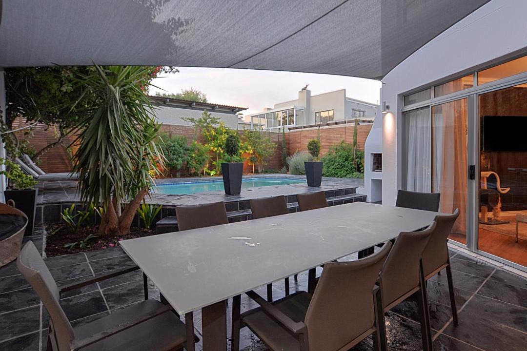 Photo of Patio Balcony in West Beach