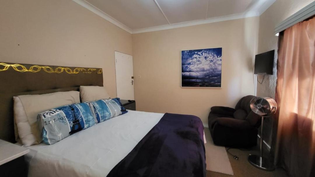 Photo of Bedroom in Goodwood