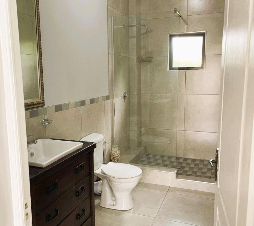 Photo of Bathroom in Nottingham Road