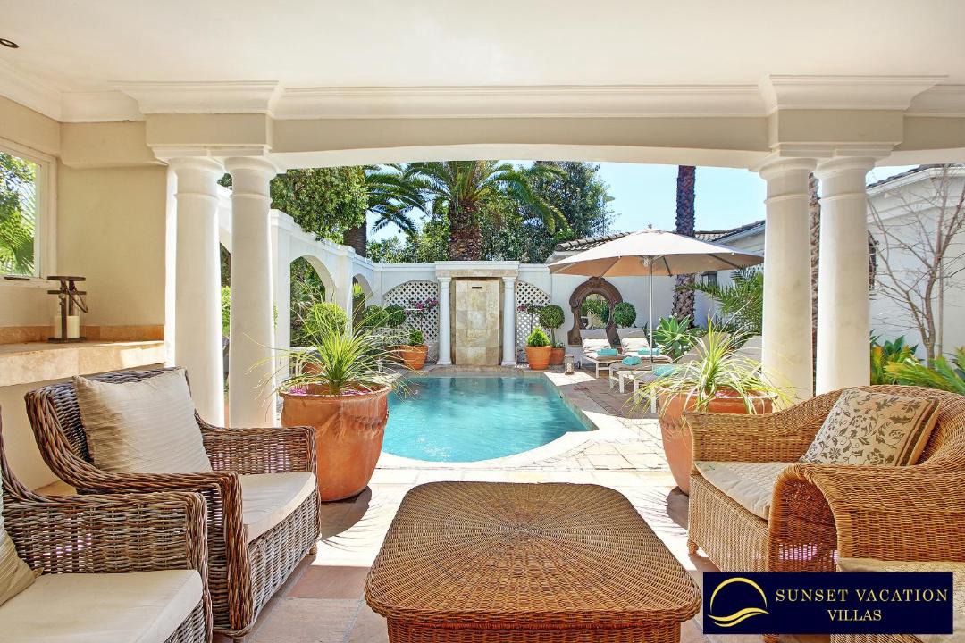 Photo of Patio Balcony in Sunset Beach