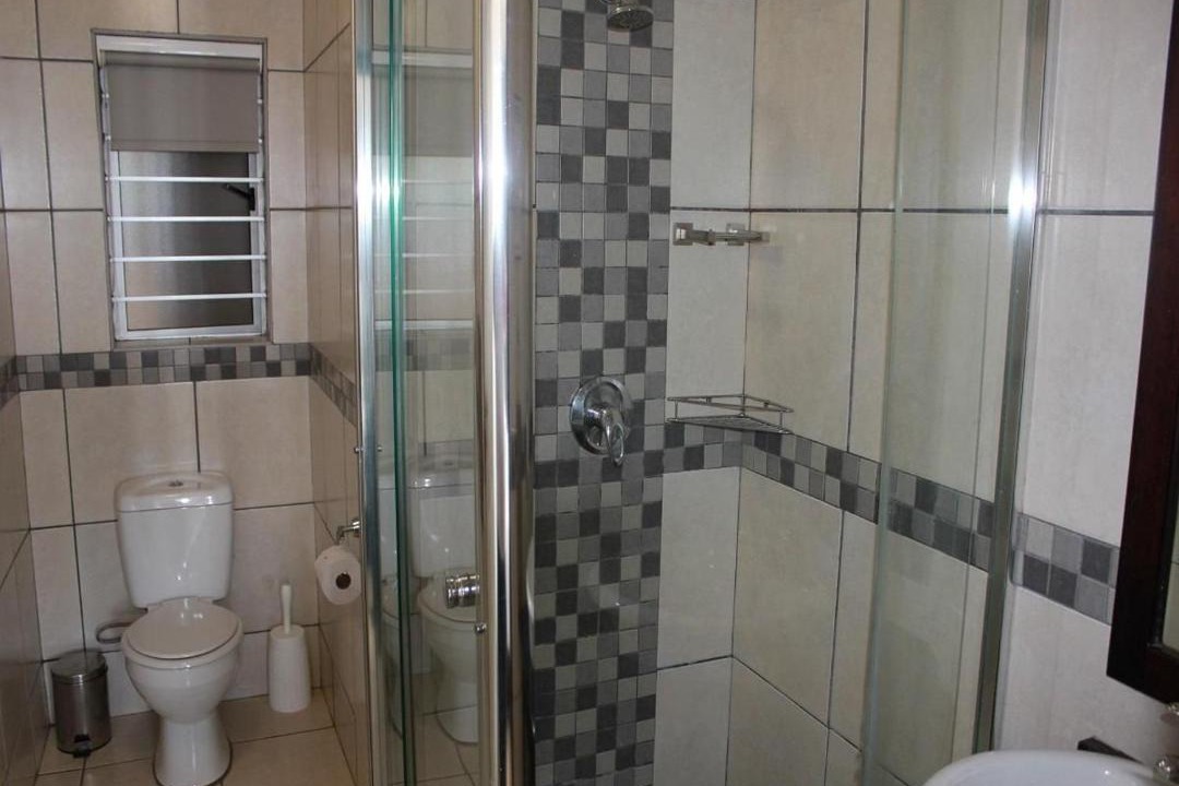 Photo of Bathroom in Illovo Beach