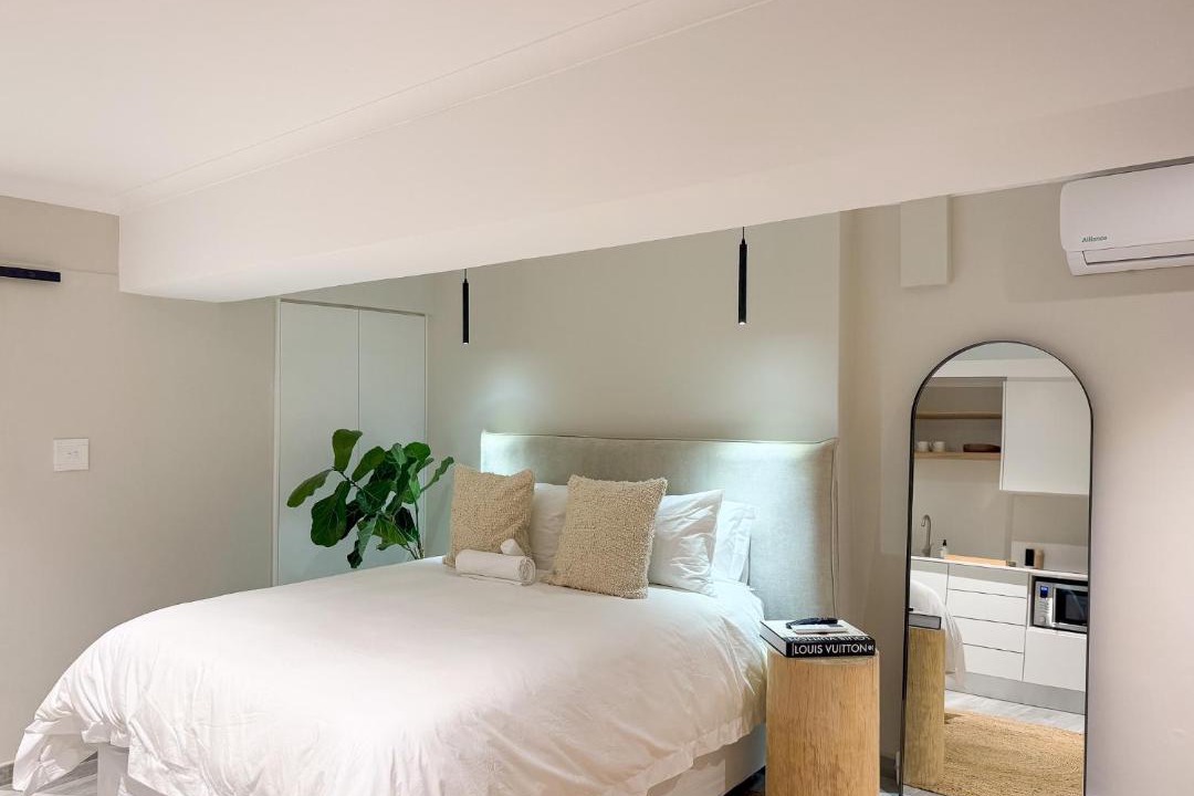 Photo of Bedroom in Mouille Point