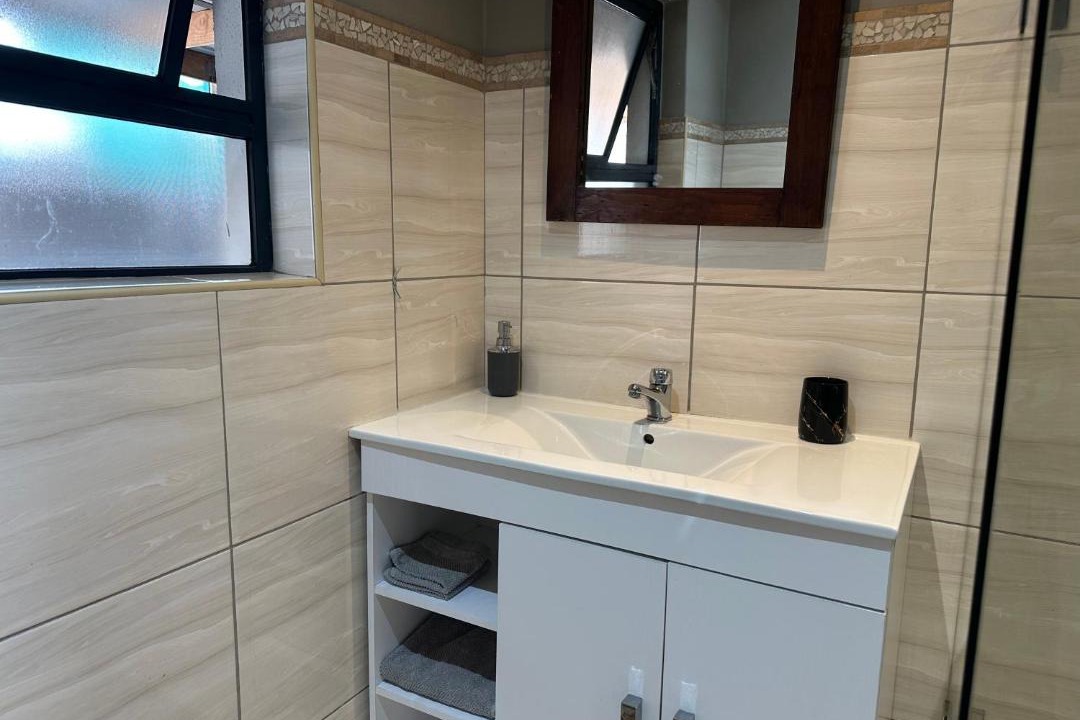 Photo of Bathroom in Parow North