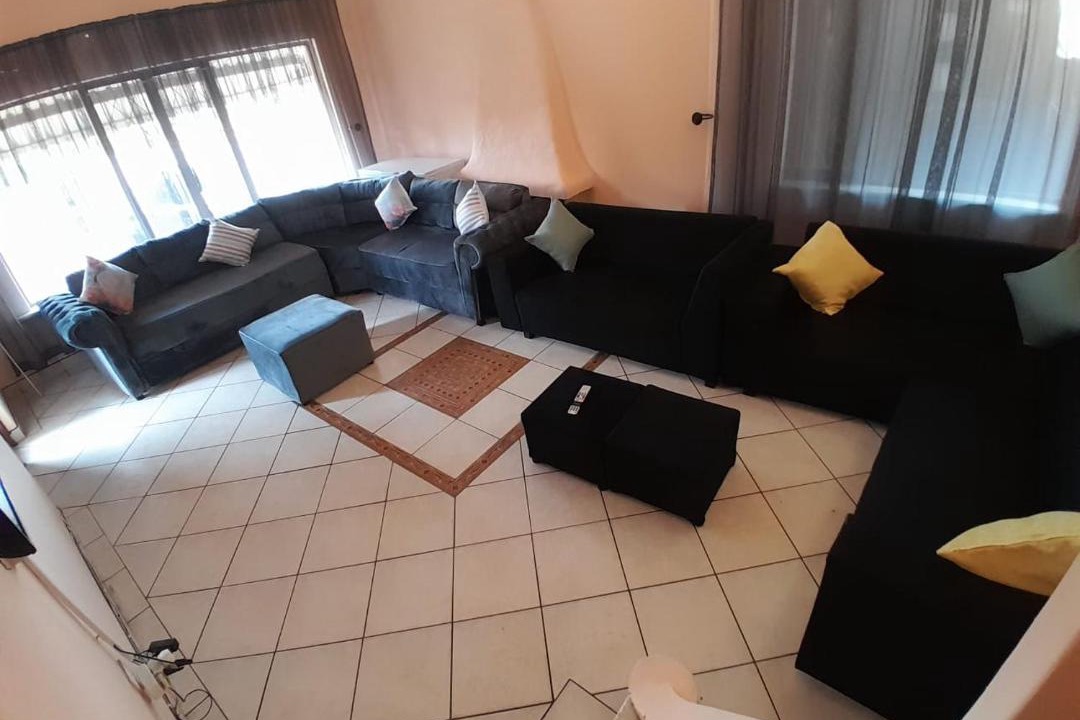 Photo of Livingroom in Berea