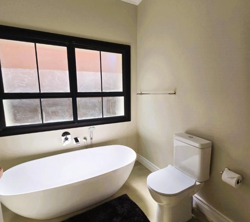 Photo of Bathroom in Nottingham Road