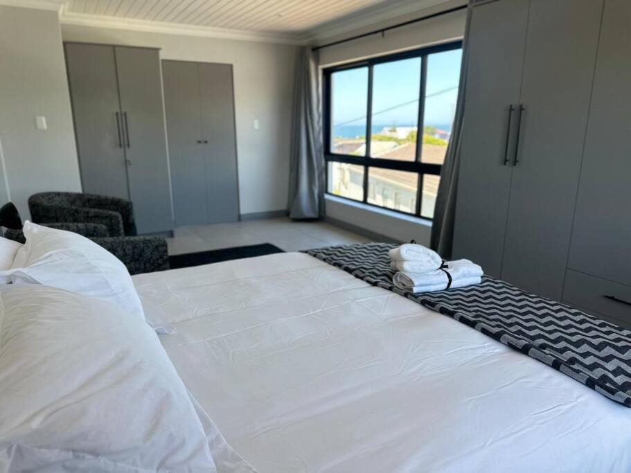 Photo of Bedroom in Wilderness Beach