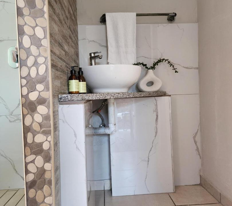 Photo of Bathroom in Eldoraigne