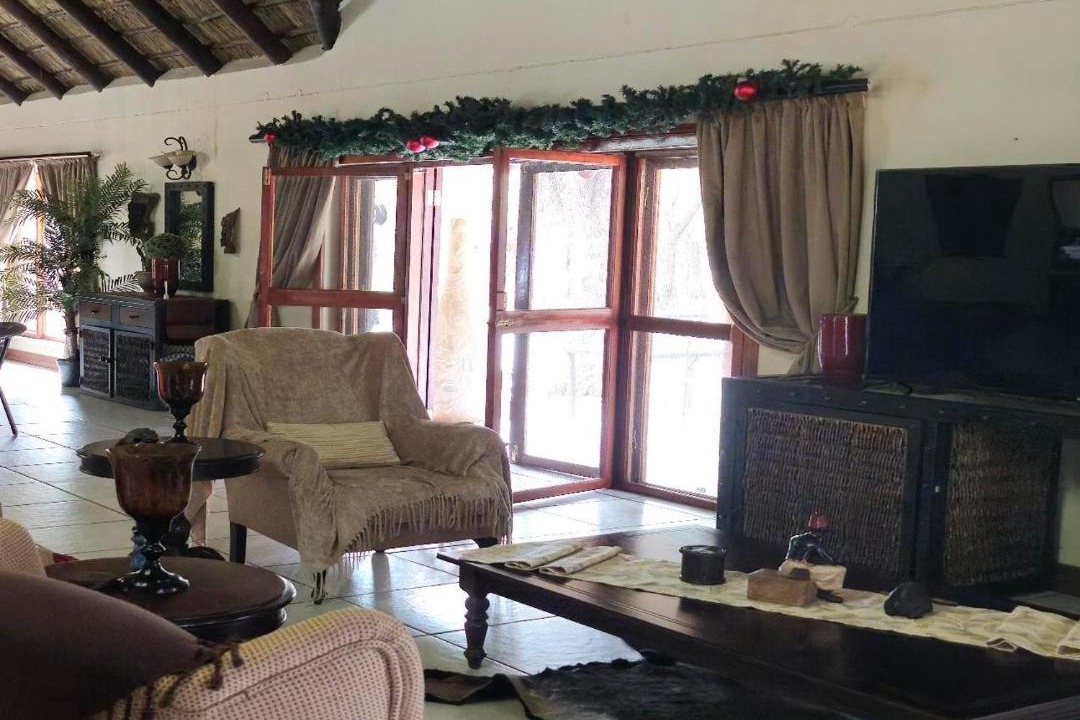 Photo of Livingroom in Thabazimbi