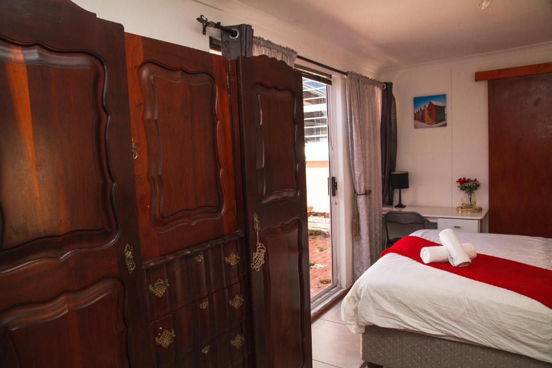 Photo of Bedroom in Mowbray