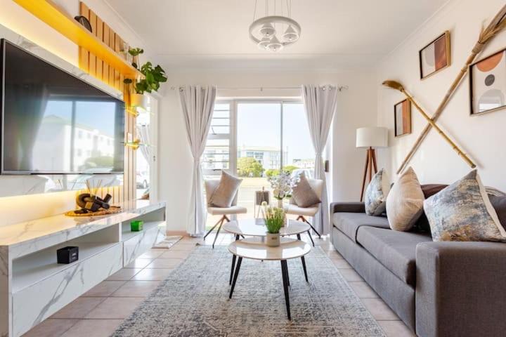 Photo of Livingroom in Big Bay