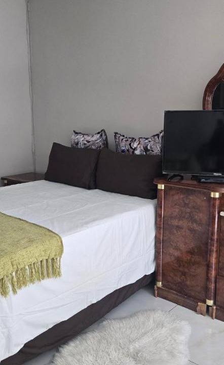 Photo of Bedroom in Greater Johannesburg Metropolitan Area
