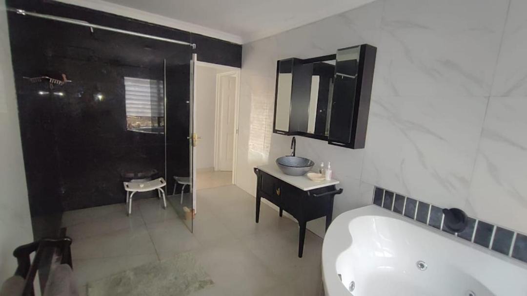 Photo of Bathroom in Marloth Park