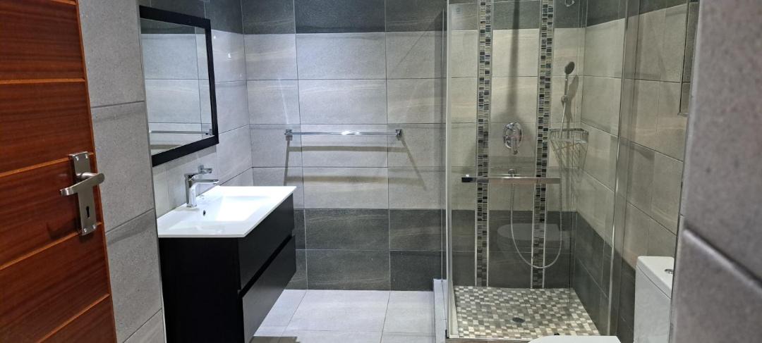 Photo of Bathroom in Greater Johannesburg Metropolitan Area