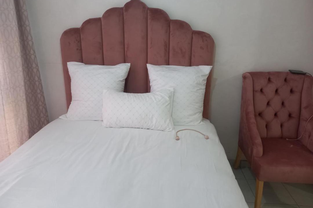 Photo of Bedroom in Tshwane
