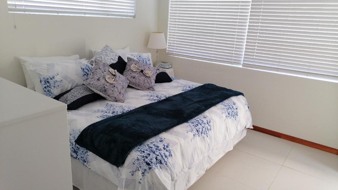 Photo of Bedroom in Pearly Beach