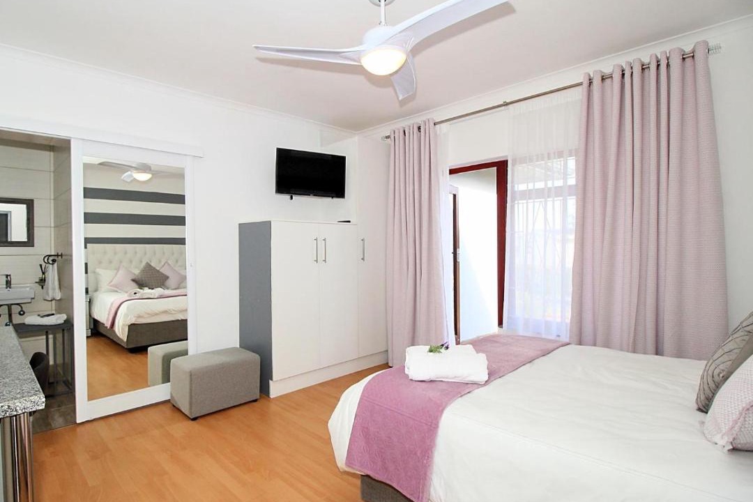 Photo of Bedroom in Heldervue