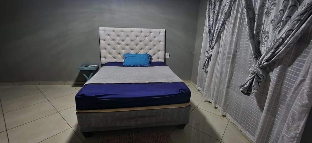 Photo of Bedroom in Thulamela