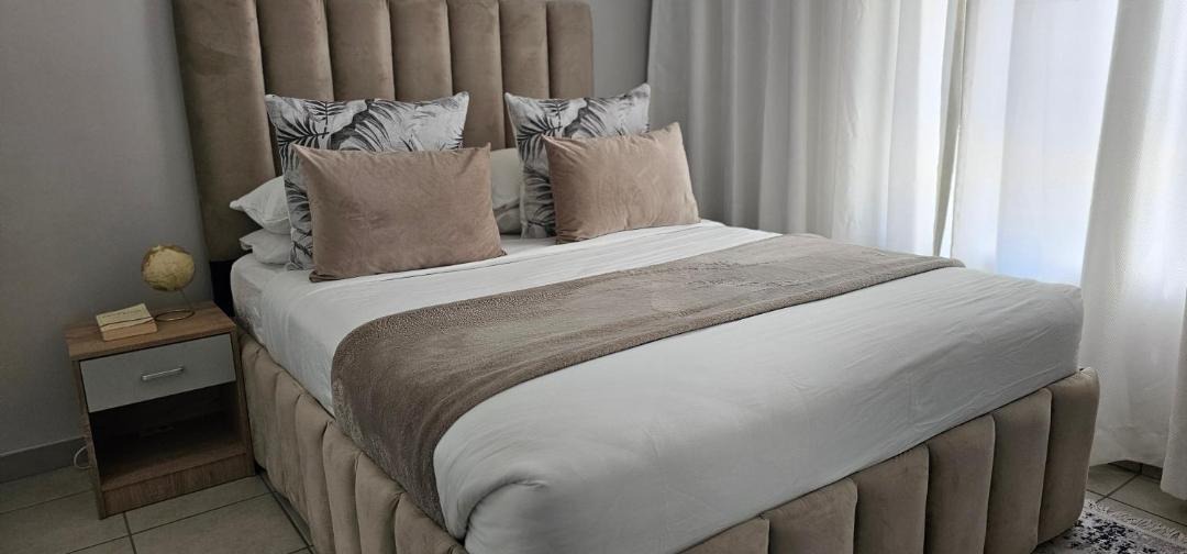 Photo of Bedroom in Kraaifontein