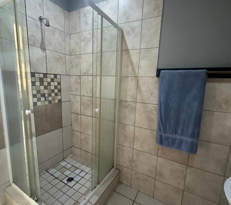 Photo of Bathroom in Parow North