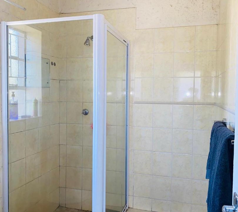 Photo of Bathroom in Evander