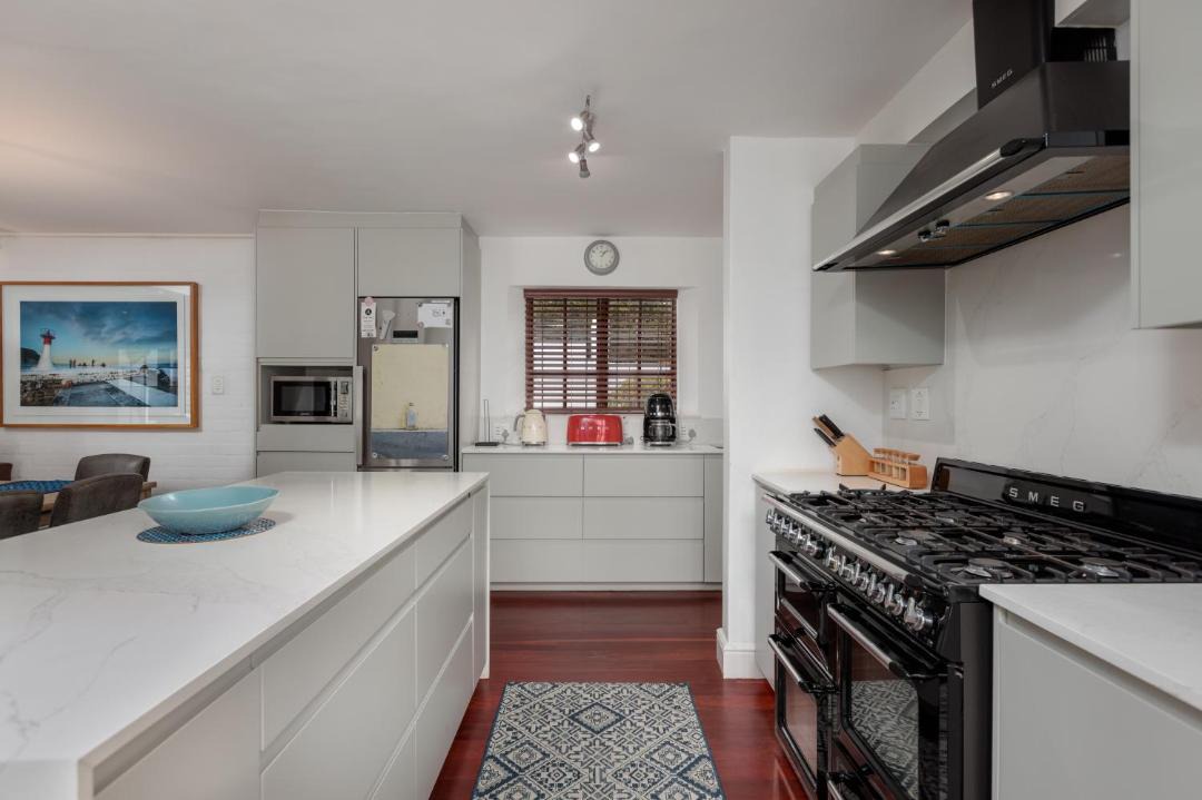 Photo of Kitchen in Somerset West